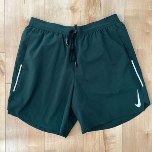 Nike Men’s Flex Stride 7” Brief-Lined Running Shorts CT7891 397 Green Size L
